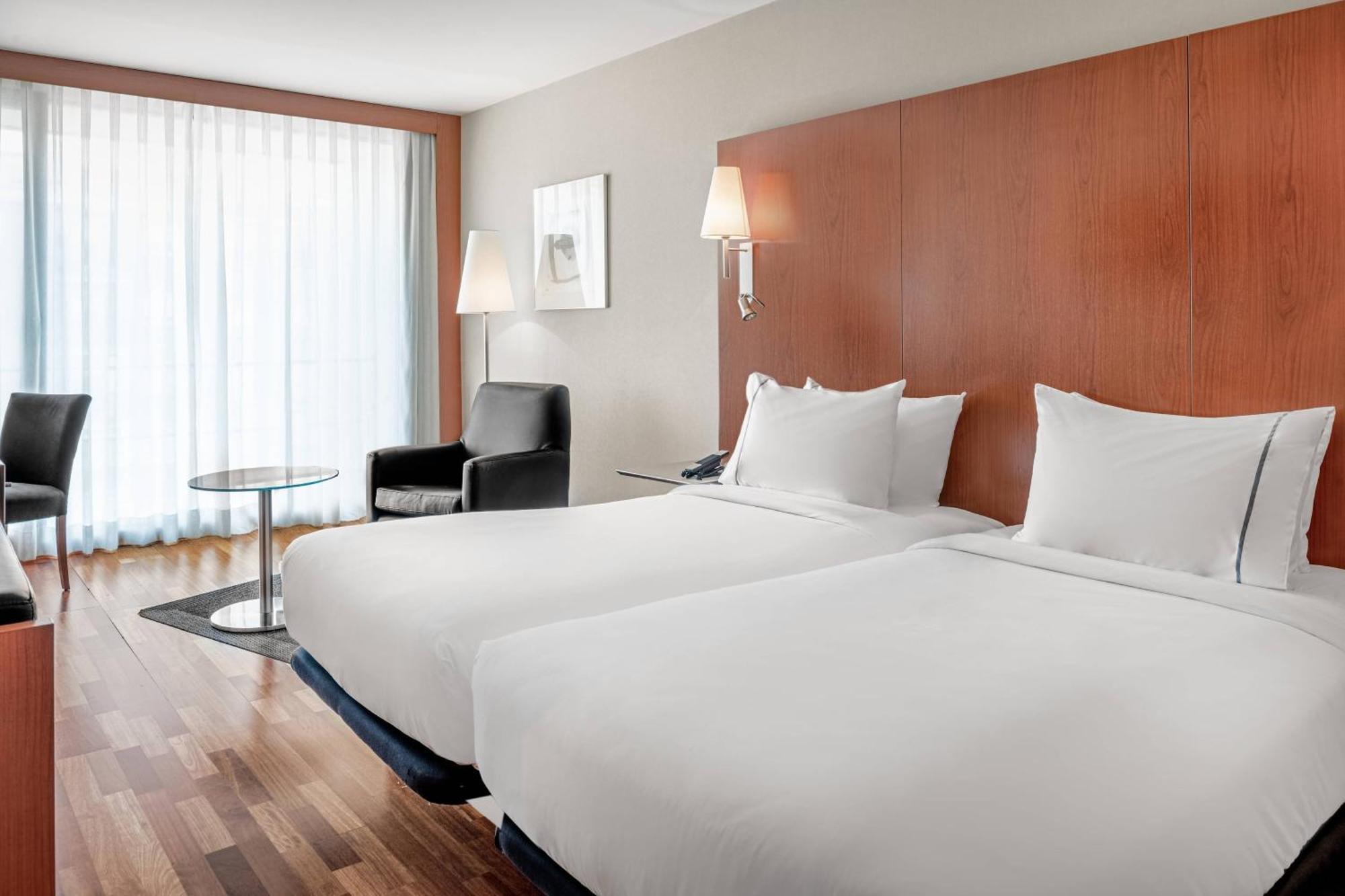 Ac Hotel La Rioja By Marriott Logrono Exterior photo