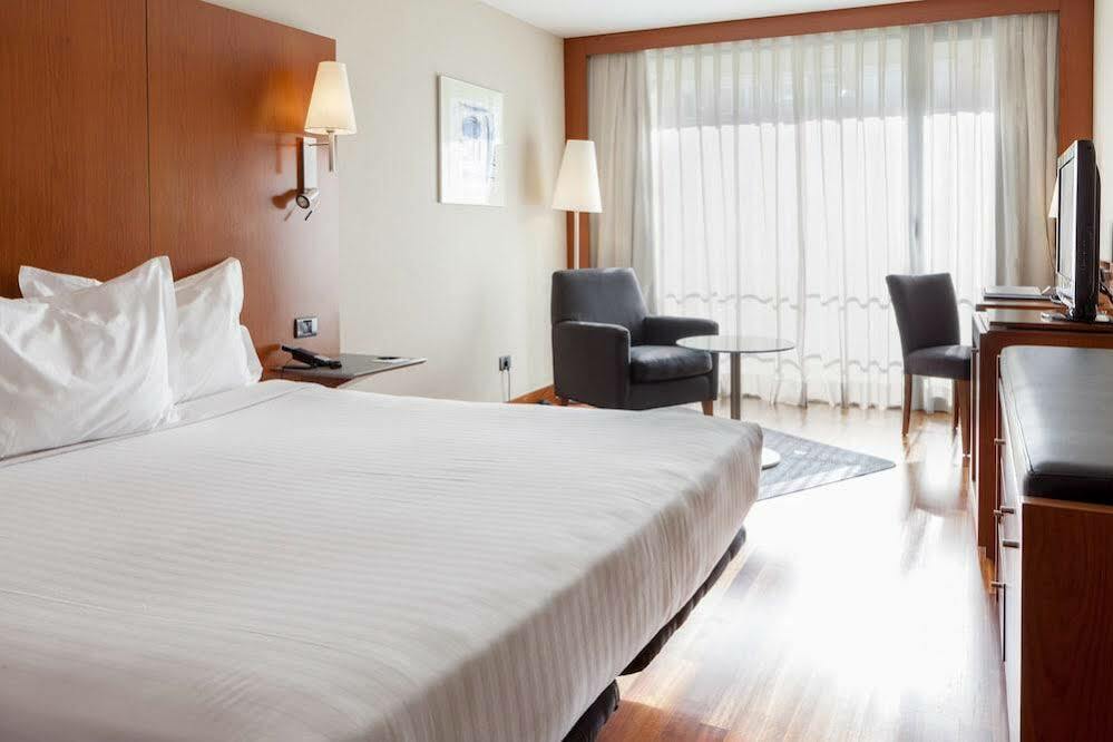 Ac Hotel La Rioja By Marriott Logrono Exterior photo